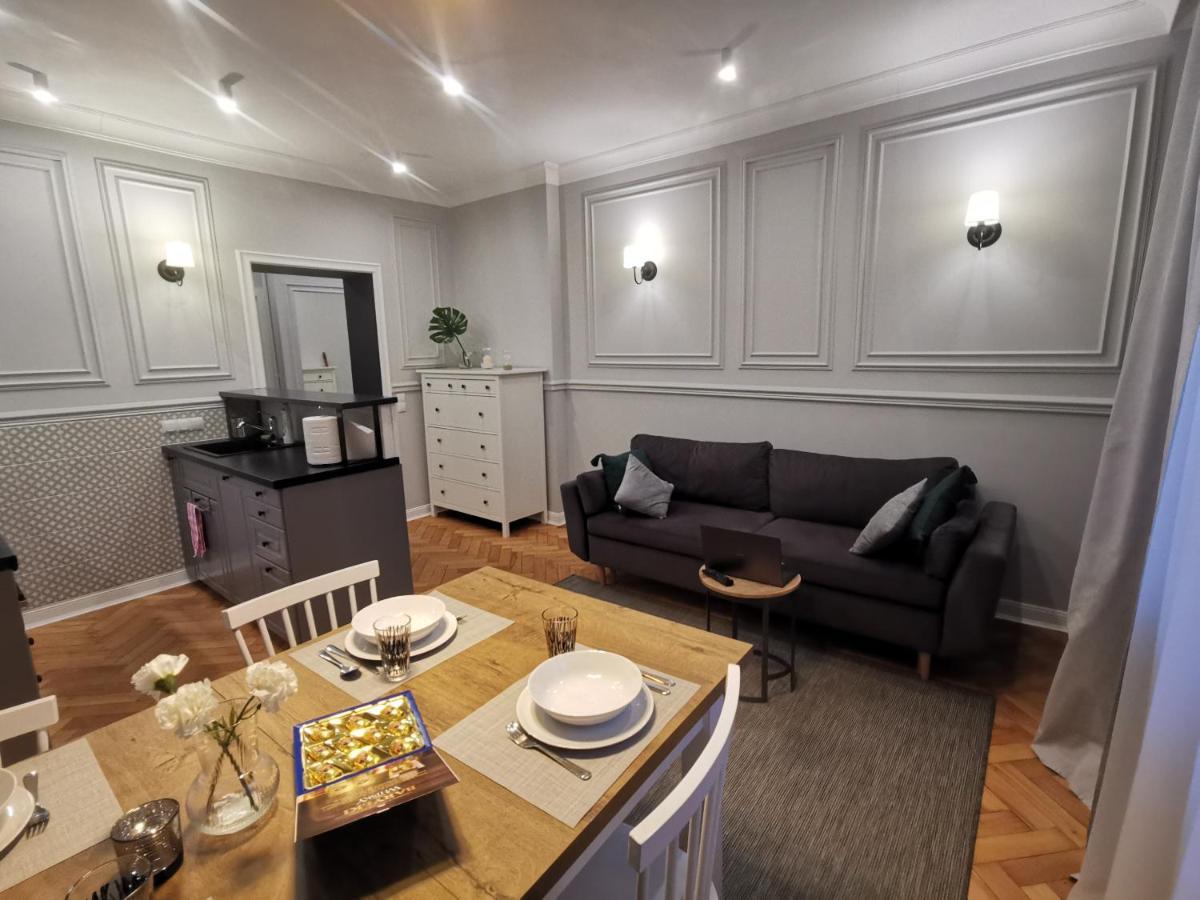 Апартаменты Wm Apartament Lipowa 18A Белосток Экстерьер фото